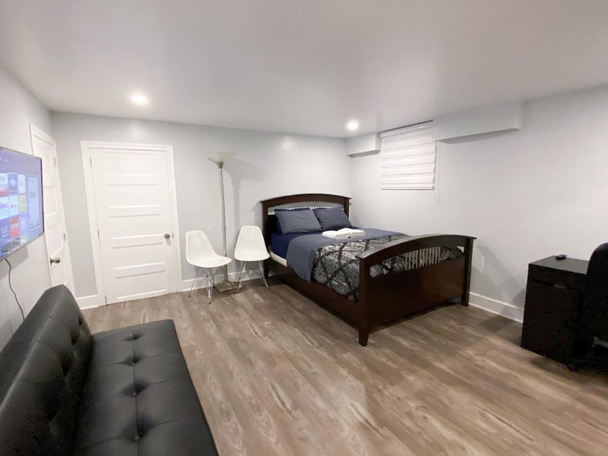 Newly Renovated Studio, Separate Entrance Montréal Exterior foto